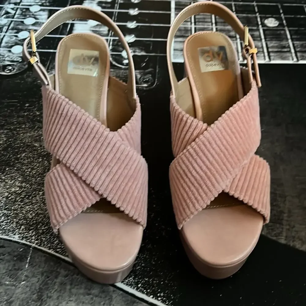 NEW DV Platform Sandal